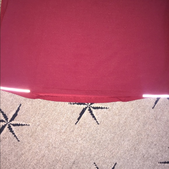 Lululemon Light Weight Tee - Picture 4 of 4